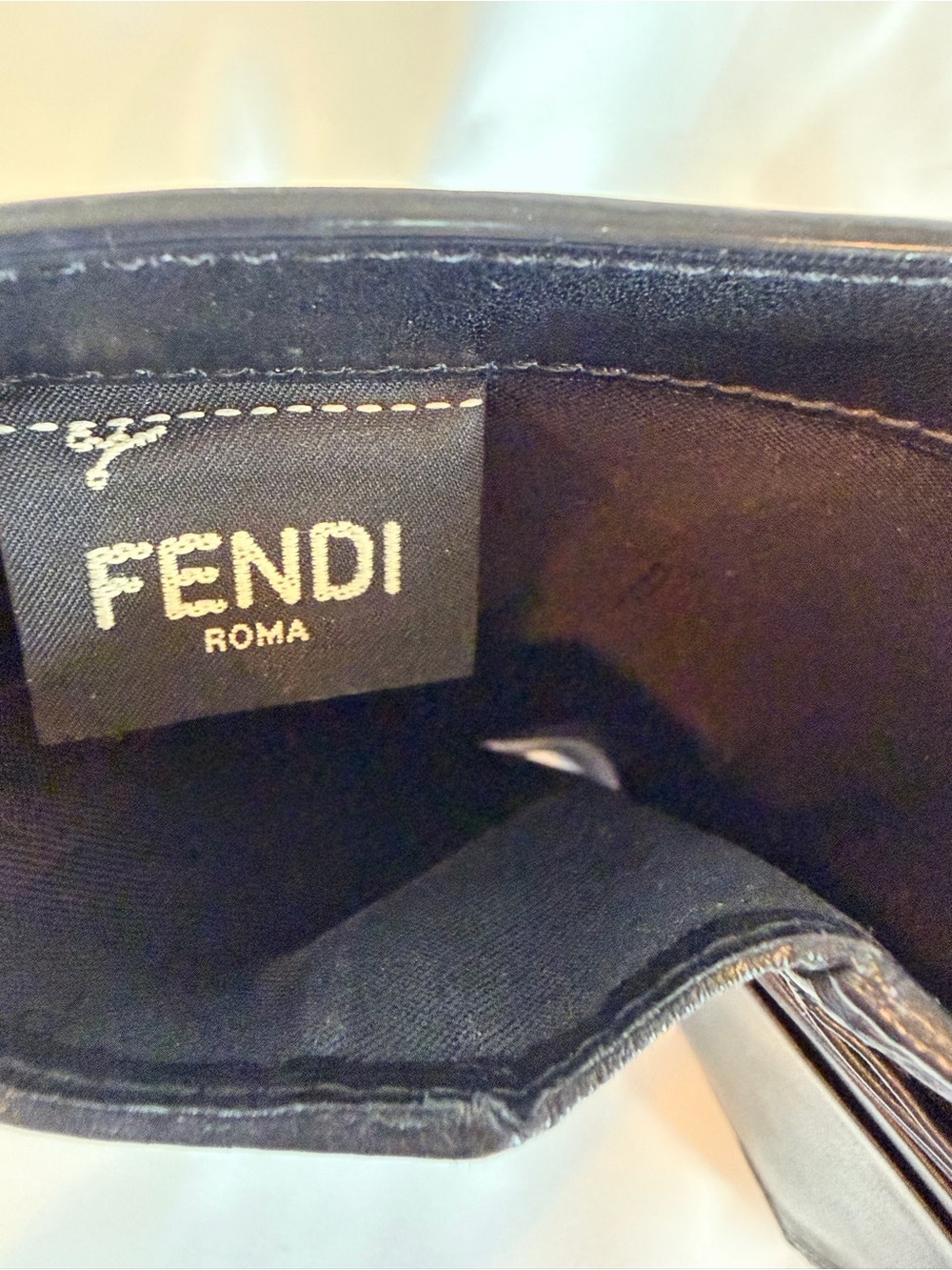 Fendi Vintage Black Leather Continental Wallet Gold Ring Hardware Made in Italy - Picture 10 of 16